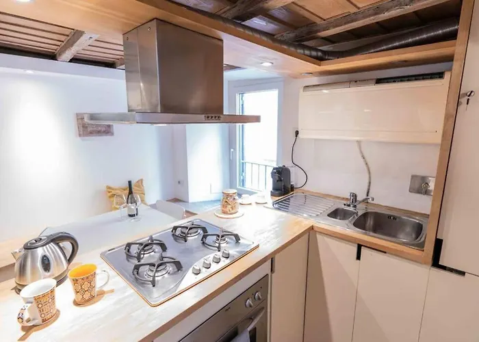Biscione Loft Apartment *
